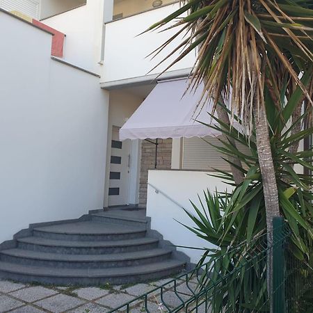 Lecci Al Mare Apartment Сан Винченцо Екстериор снимка