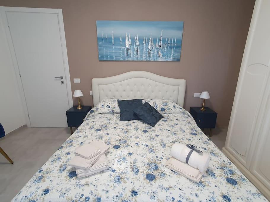 Lecci Al Mare Apartment Сан Винченцо Екстериор снимка