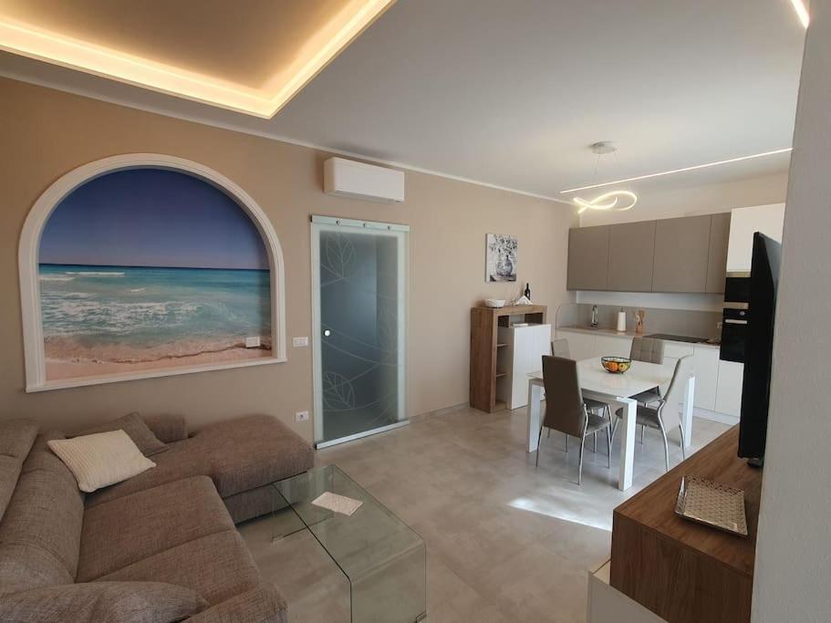 Lecci Al Mare Apartment Сан Винченцо Екстериор снимка