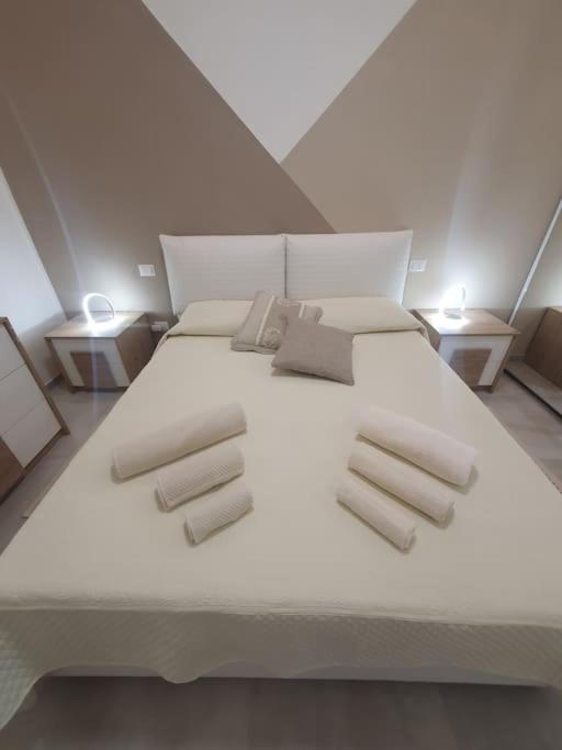 Lecci Al Mare Apartment Сан Винченцо Екстериор снимка