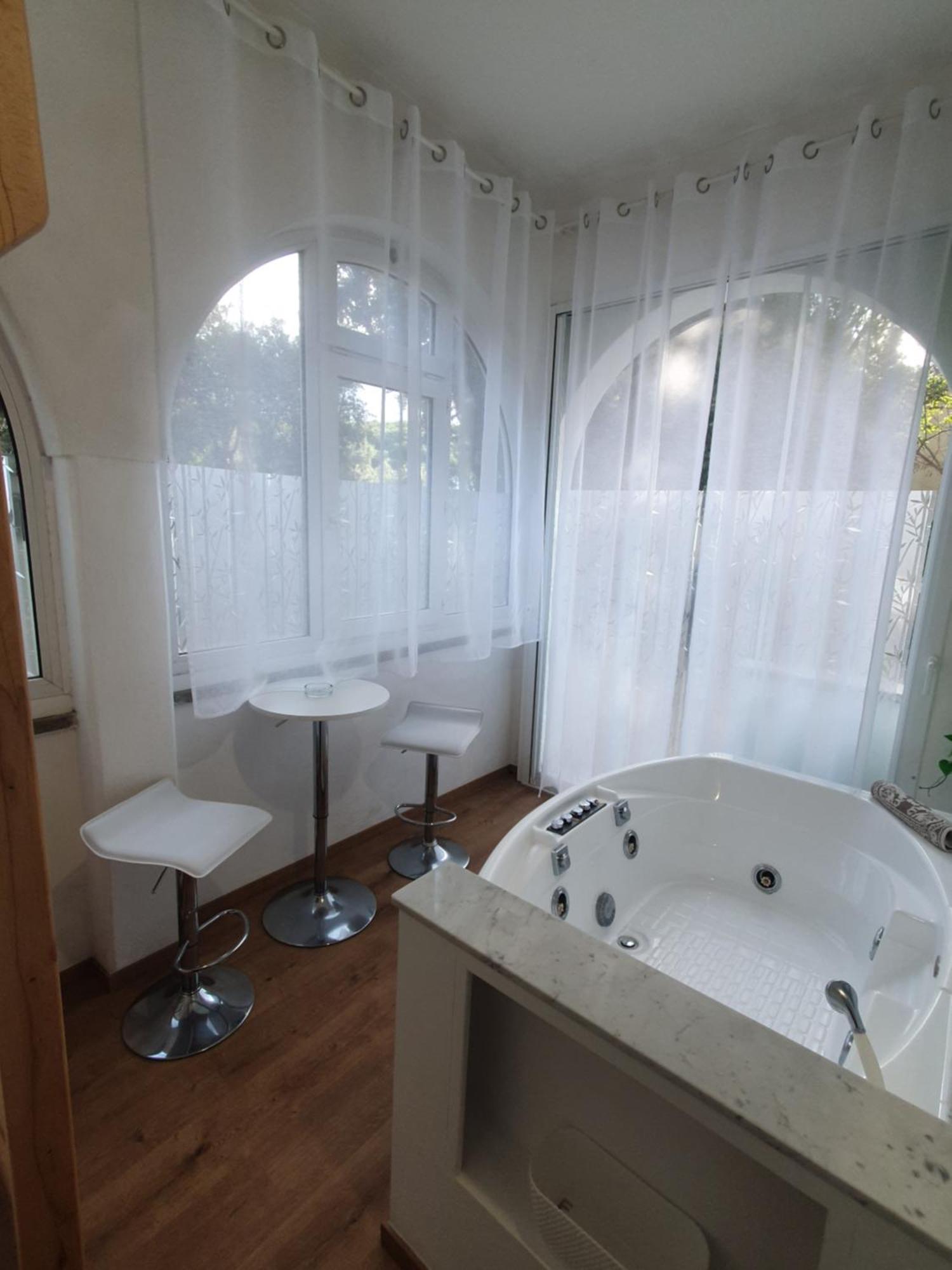 Lecci Al Mare Apartment Сан Винченцо Екстериор снимка